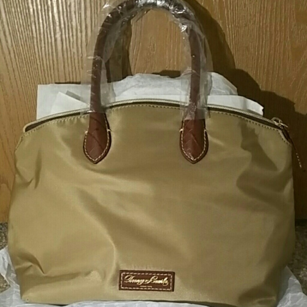 Dooney & Bourke